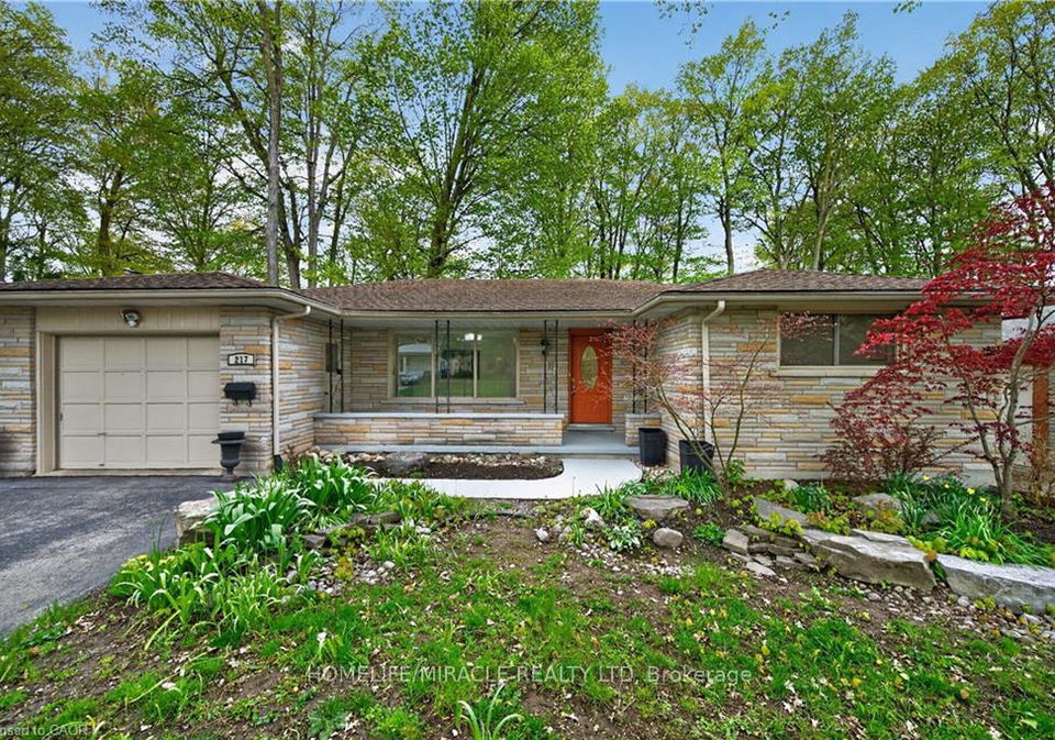 217-pinegrove-crescent-waterloo-ontario-x13210658