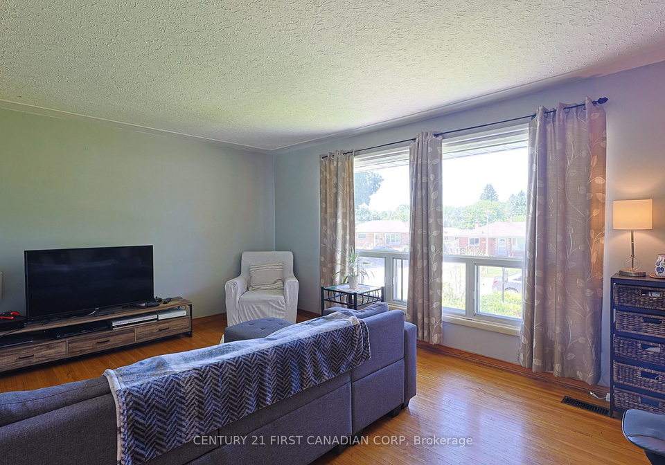 268-burlington-crescent-london-south-ontario-x13210674