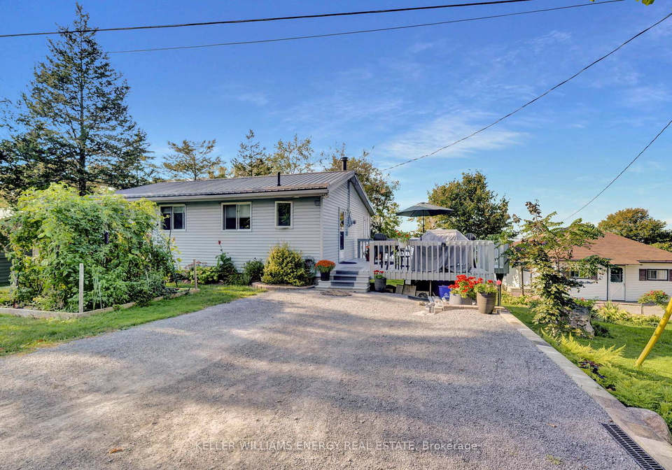 96102-bishop-lane-prince-edward-county-ontario-x13210676
