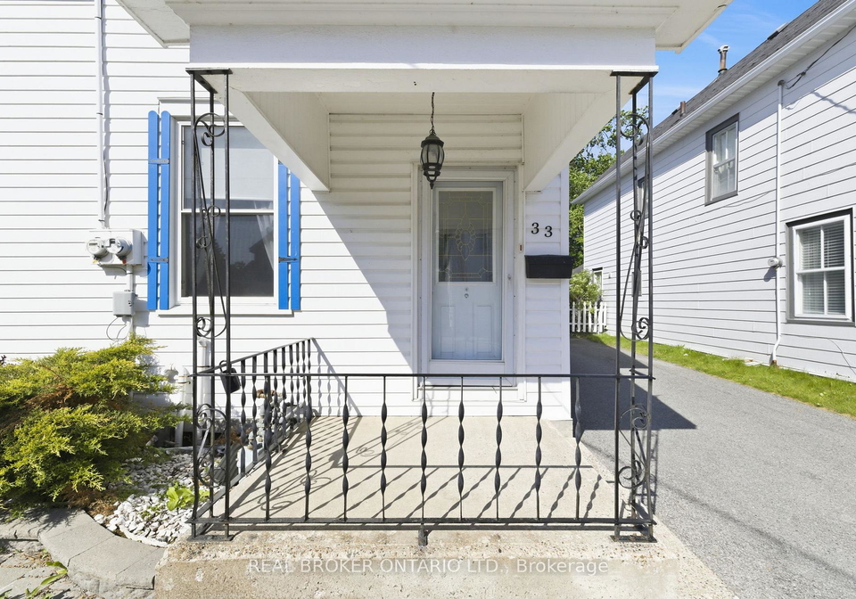 33-victoria-street-carleton-place-ontario-x13210682