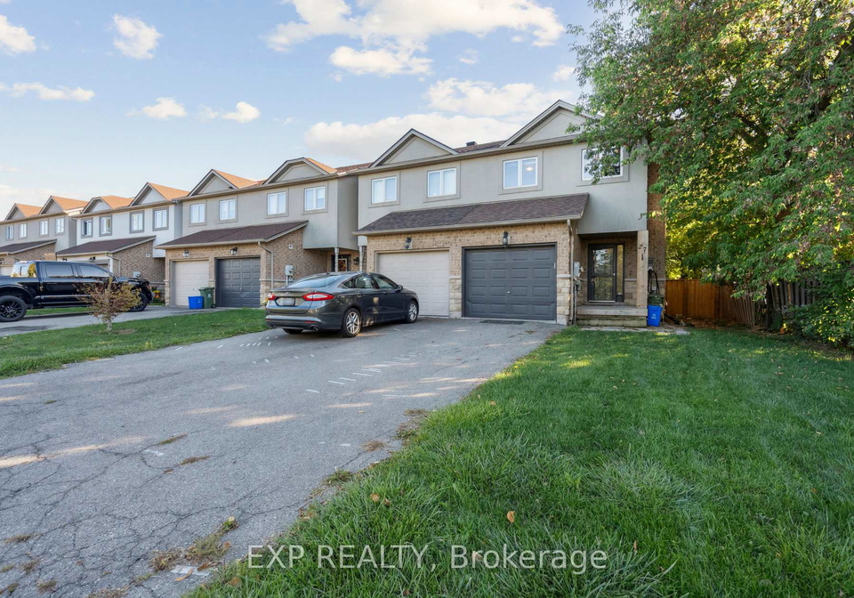27-pettit-street-hamilton-ontario-x13210686