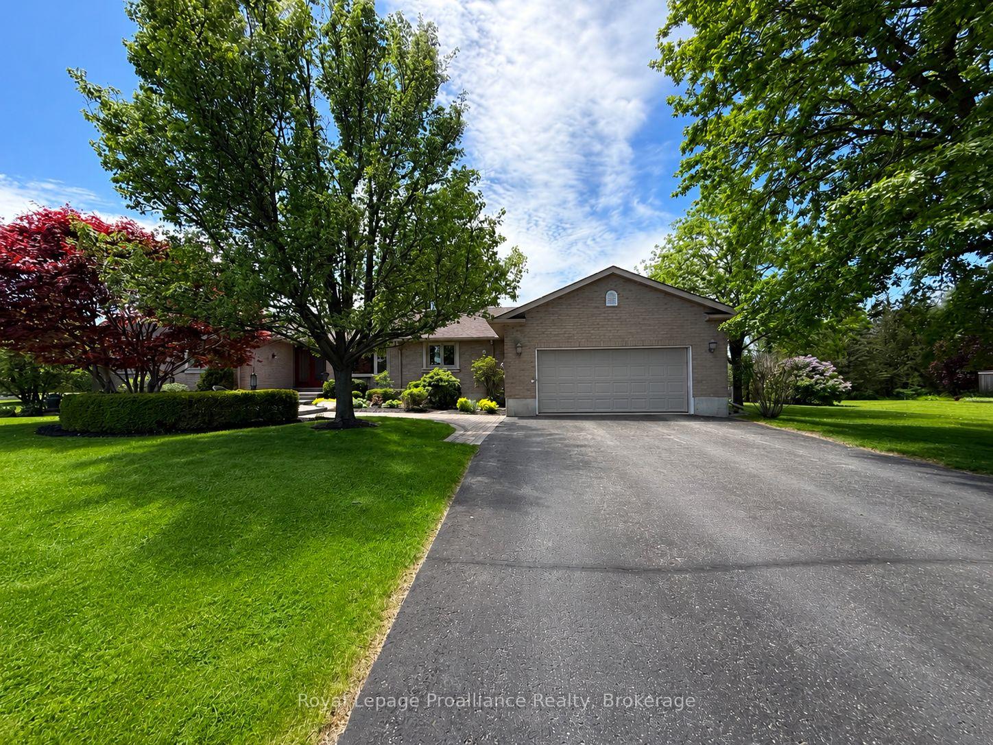 100-bay-breeze-street-prince-edward-county-ontario-x13210776