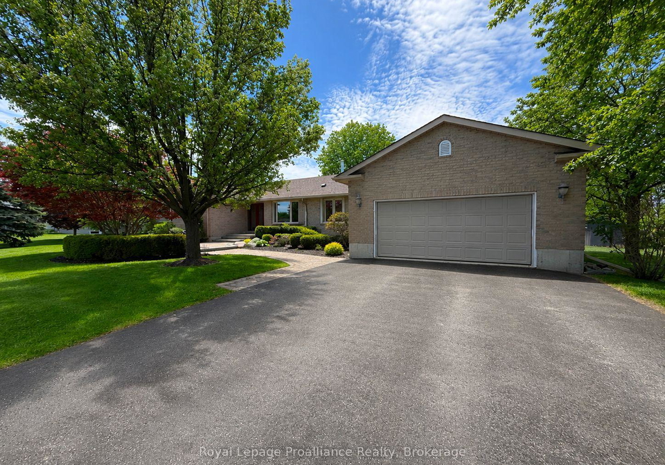 100-bay-breeze-street-prince-edward-county-ontario-x13210776