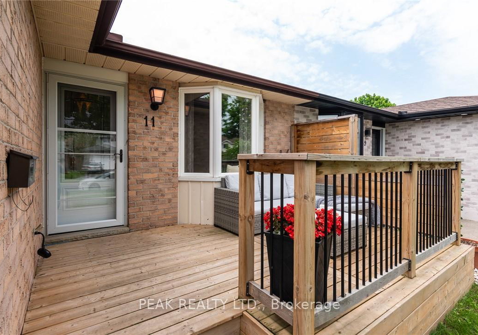 11-wendy-crescent-kitchener-ontario-x13211008