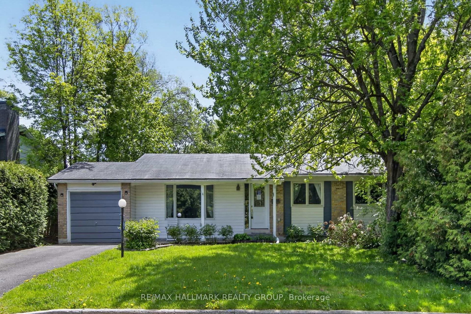 41-parkmount-crescent-ottawa-ontario-x13211038