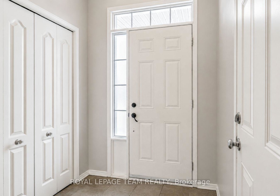 754-nakina-way-ottawa-ontario-x13211052