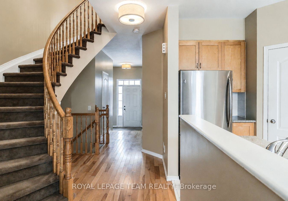 754-nakina-way-ottawa-ontario-x13211052