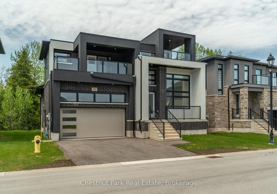 112-sebastian-street-blue-mountains-ontario-x13211100