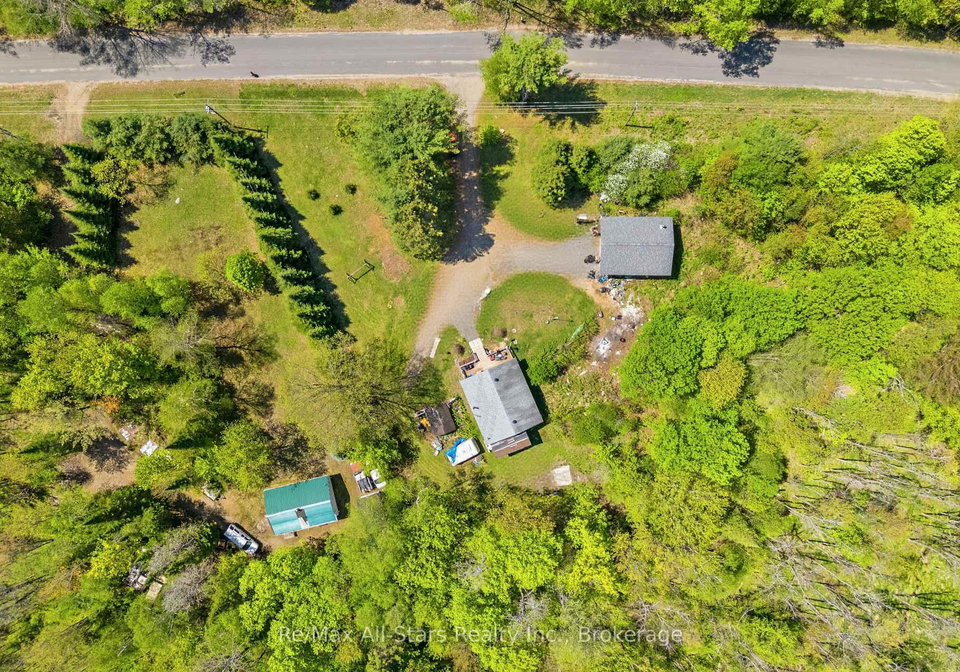 2170-buckslide-road-algonquin-highlands-ontario-x13211230