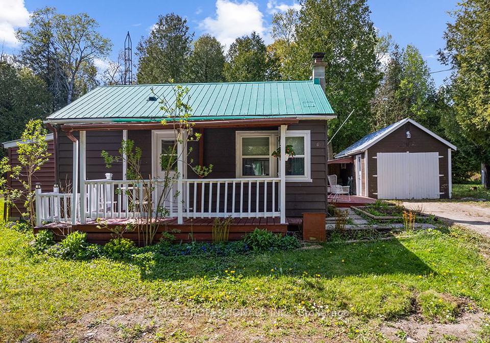 23-woodstock-avenue-northern-bruce-peninsula-ontario-x13211238
