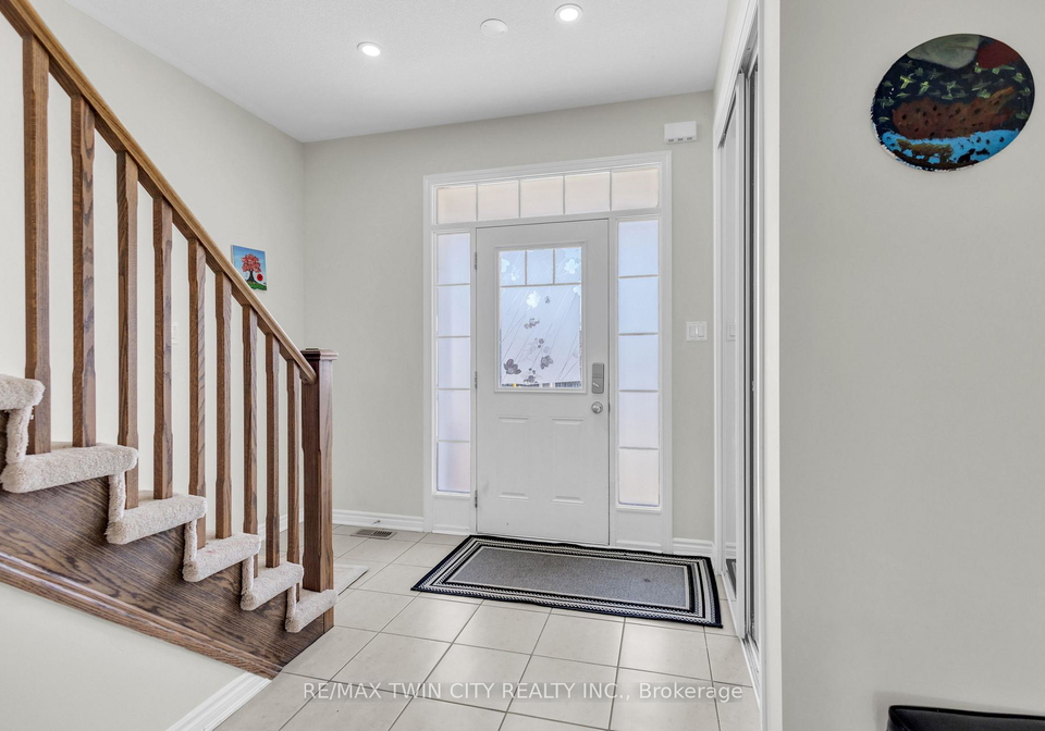 661-doon-south-drive-kitchener-ontario-x13211334