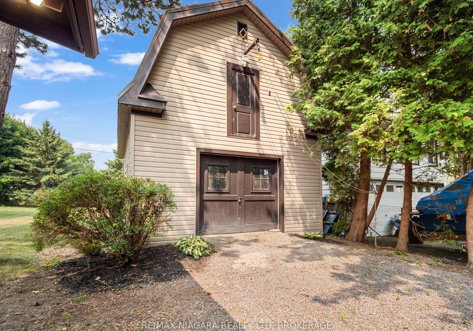 735-niagara-boulevard-fort-erie-ontario-x13211462