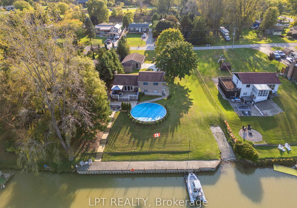 9952-prince-phillip-street-lambton-shores-ontario-x13211596