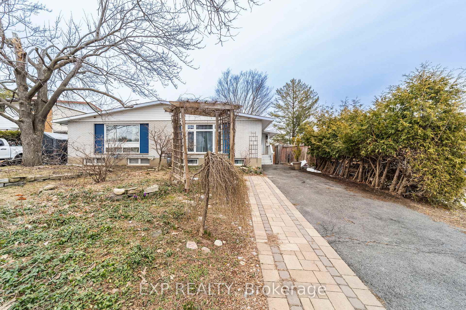21-southview-crescent-ottawa-ontario-x13211740