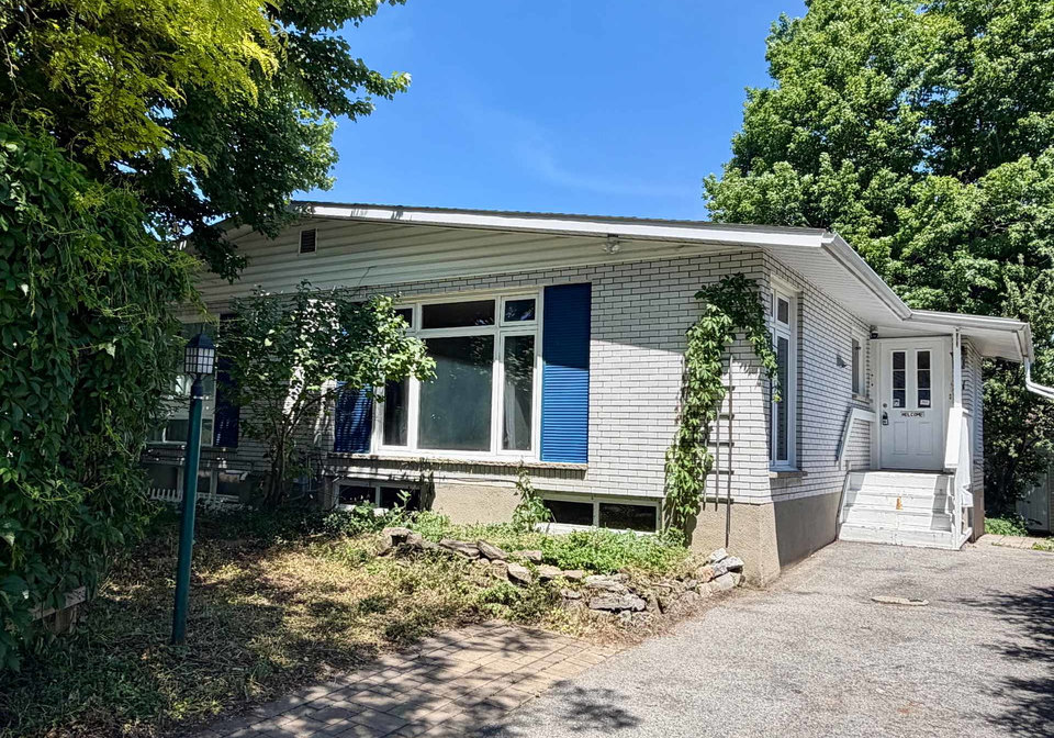 21-southview-crescent-ottawa-ontario-x13211740