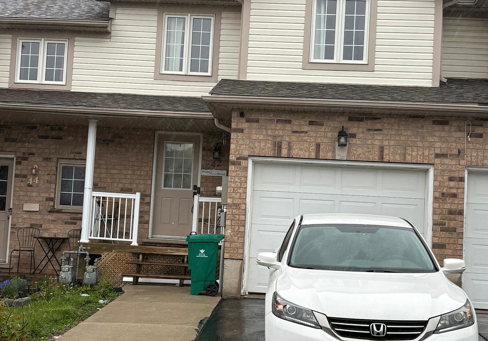 42-n-foxglove-crescent-n-kitchener-ontario-x13212236