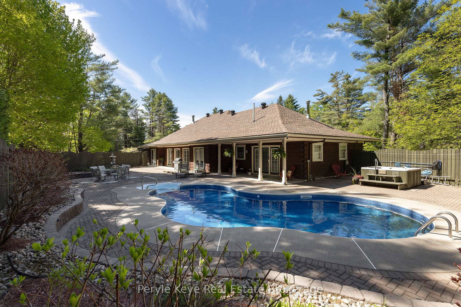 1-kevin-crescent-bracebridge-ontario-x13212362