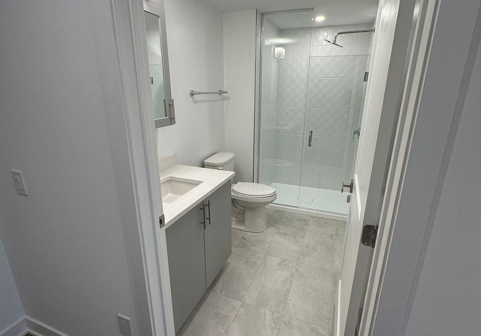 340-queen-street-ottawa-ontario-x13212400