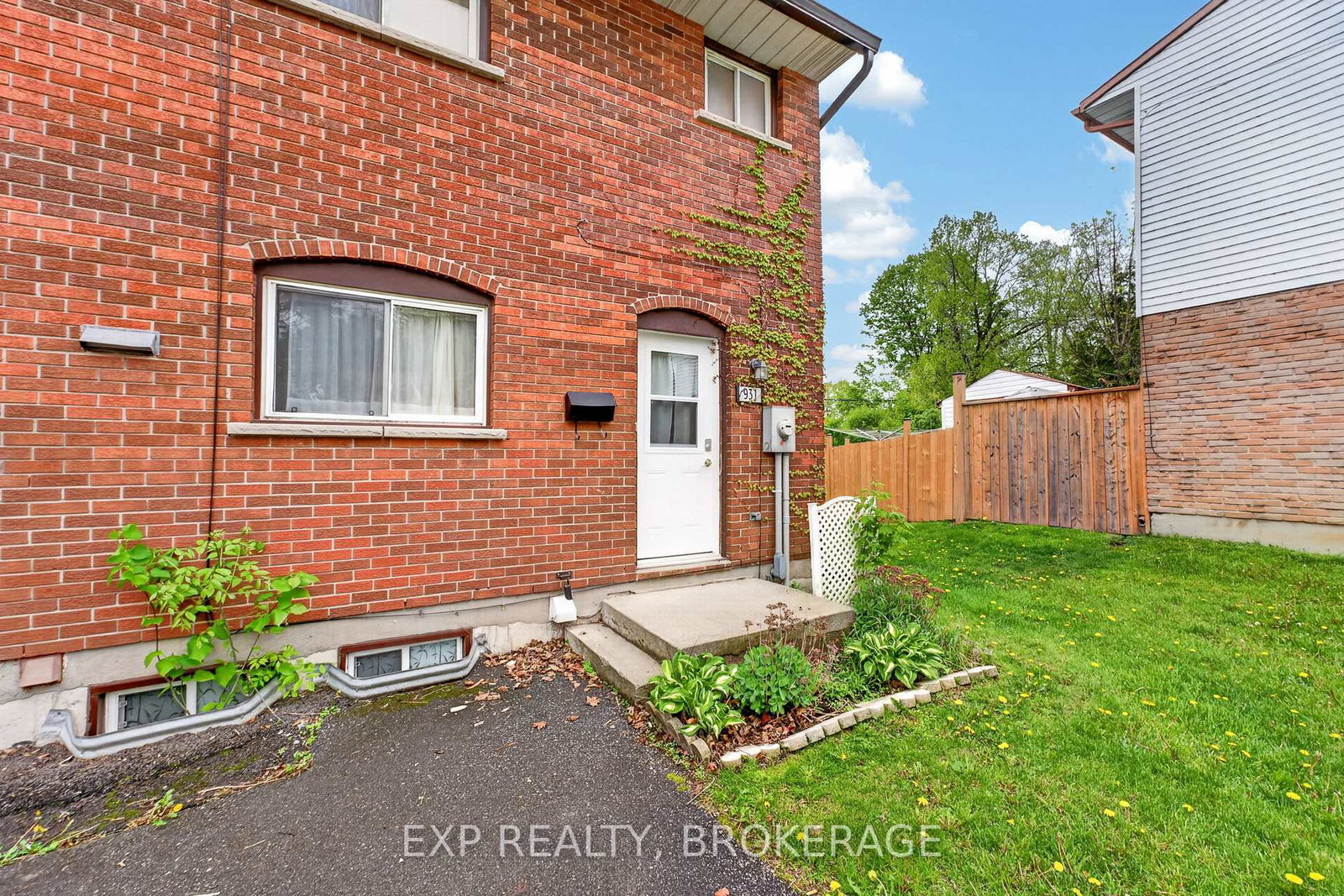931-oakview-avenue-kingston-ontario-x13212640