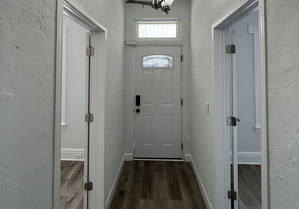 44-madison-avenue-hamilton-ontario-x13212808