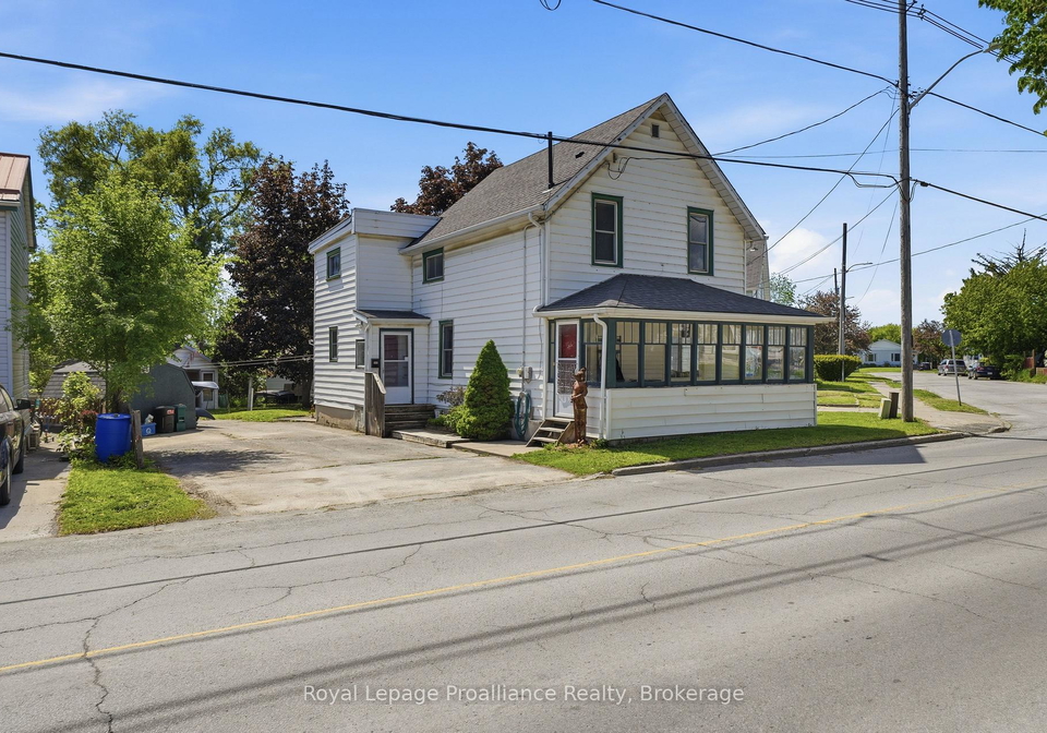 142-west-street-quinte-west-ontario-x13212952