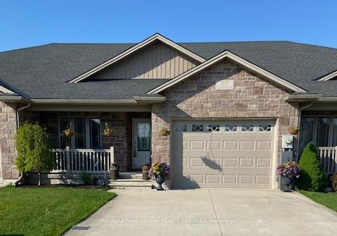 25-clayton-street-west-perth-ontario-x13213122