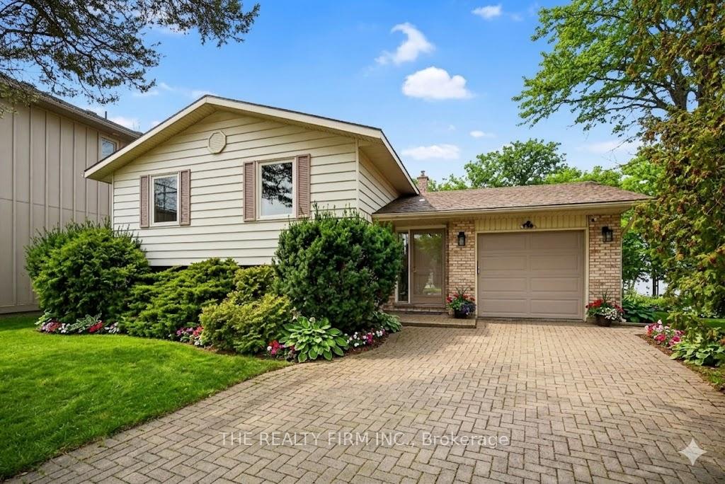 4084-bluepoint-drive-plympton-wyoming-ontario-x13213190