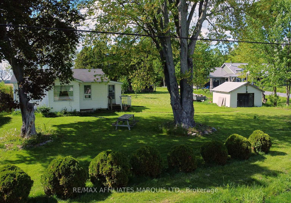 11481-lakeshore-drive-south-dundas-ontario-x13213216