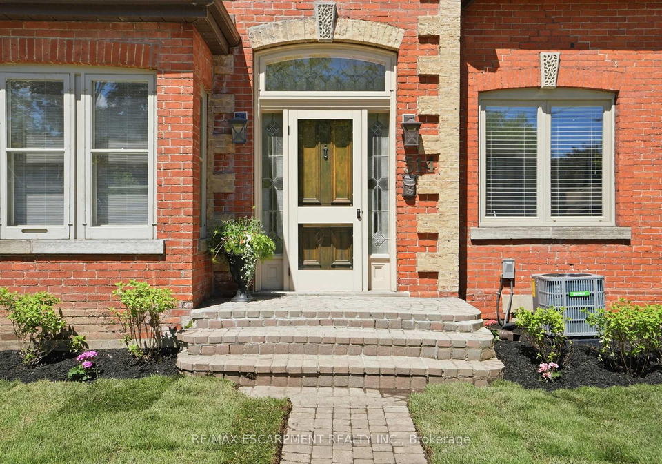 314-hess-street-s-hamilton-ontario-x13213236
