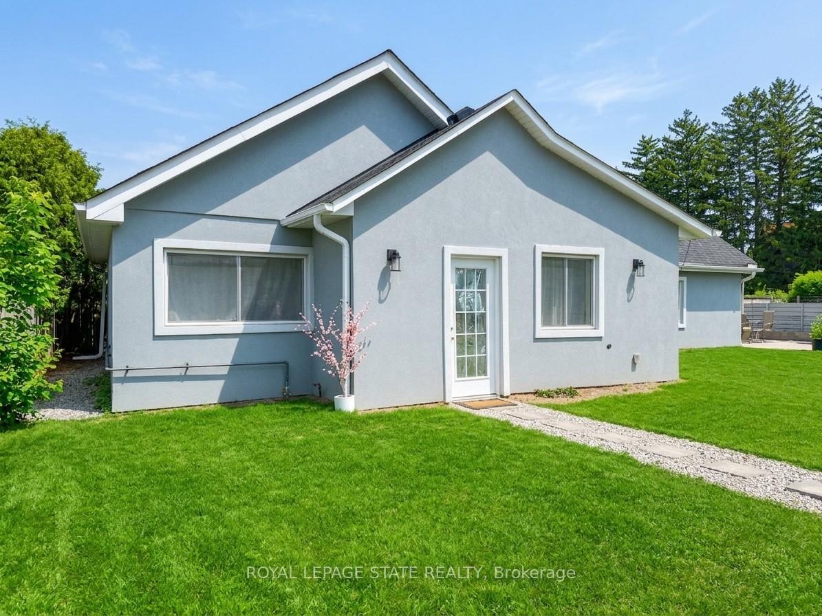 251r-king-street-e-hamilton-ontario-x13213276