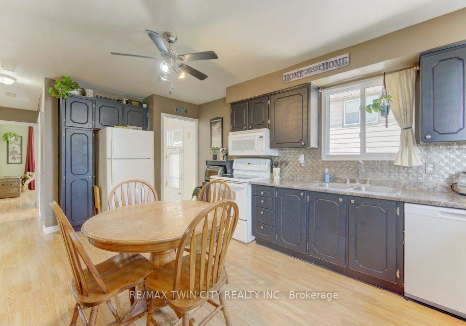 96-scott-road-cambridge-ontario-x13213384