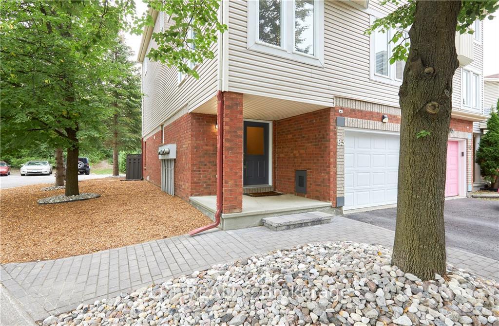 83-corsica-private-ottawa-ontario-x13213420