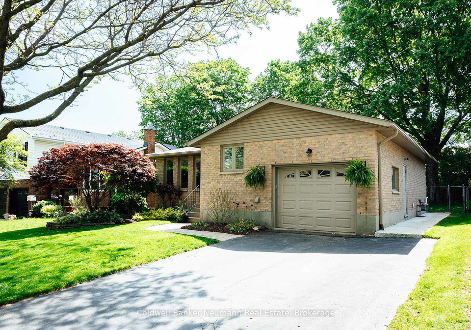 16-suzanna-drive-guelph-ontario-x13213450