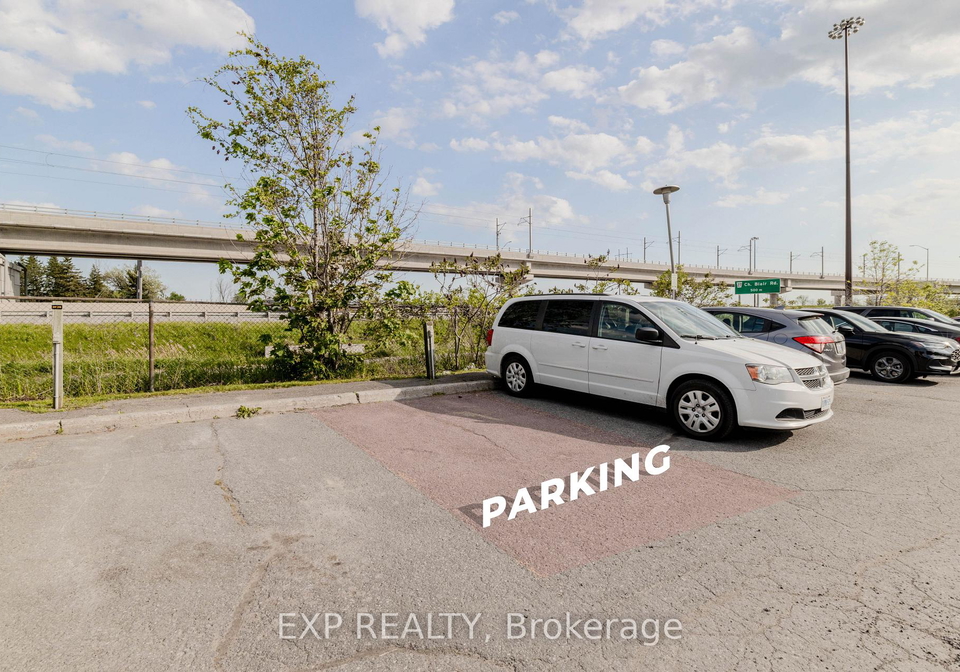 2044-arrowsmith-drive-ottawa-ontario-x13213592