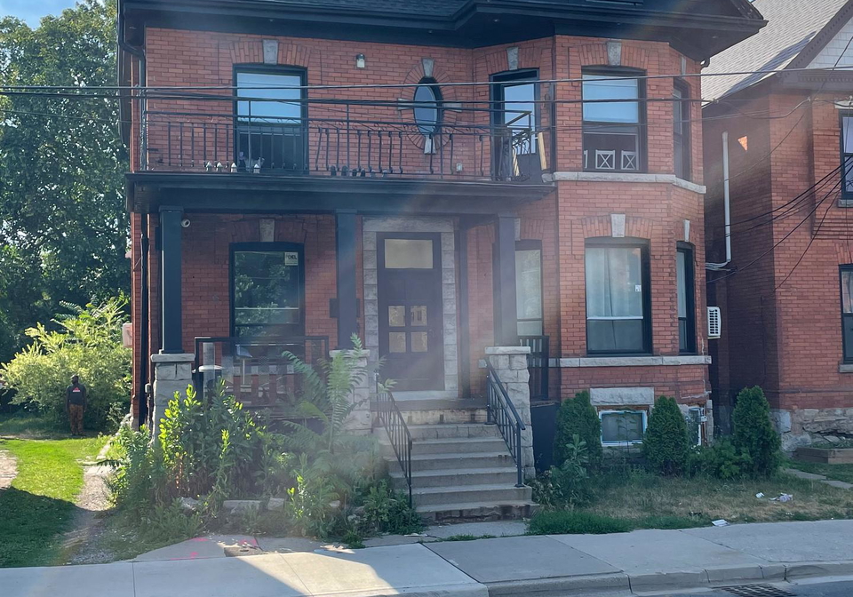 66-wellington-street-s-hamilton-ontario-x13213602