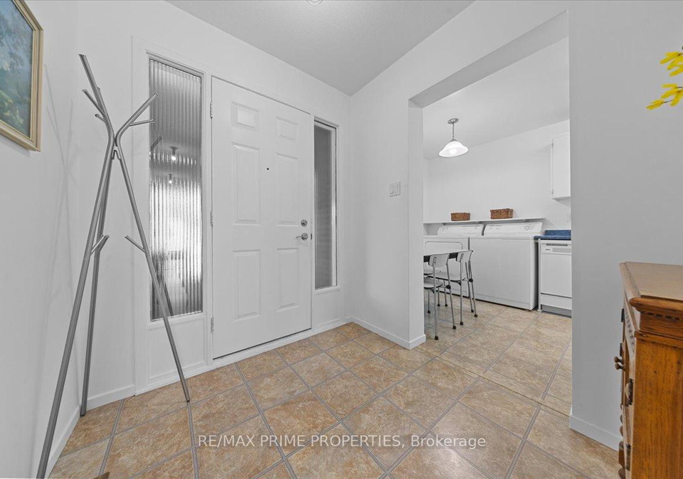 1121-st-emmanuel-terrace-ottawa-ontario-x13213660