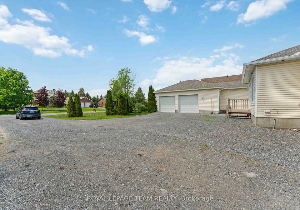 1628-stanleyfield-crescent-ottawa-ontario-x13214224