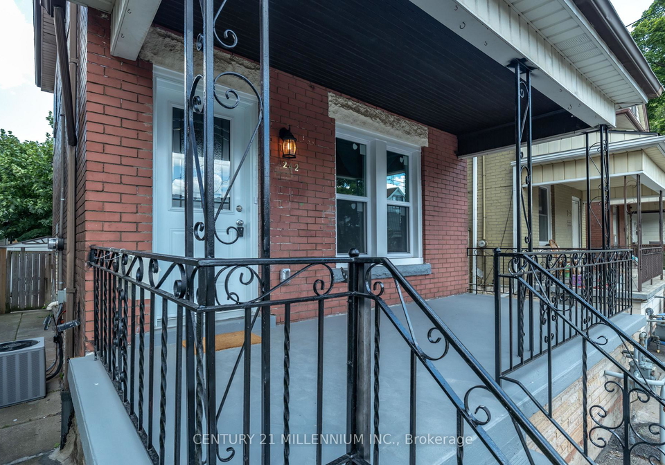 242-balmoral-avenue-n-hamilton-ontario-x13214252