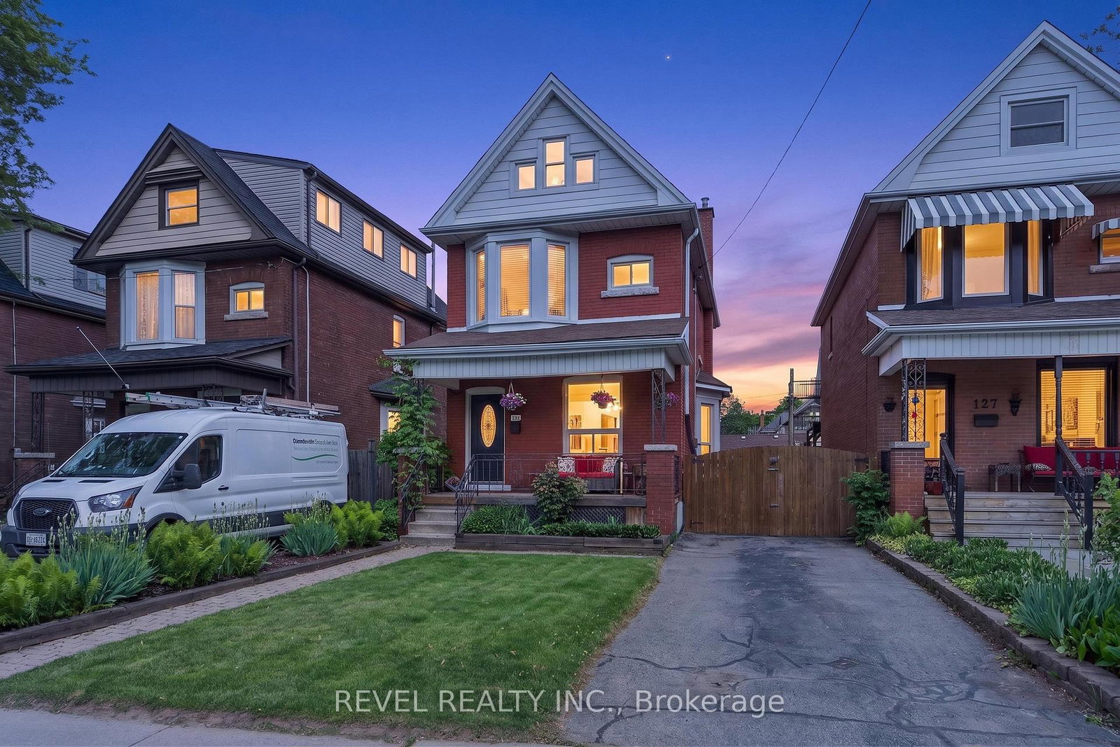 125-balsam-avenue-s-hamilton-ontario-x13214318