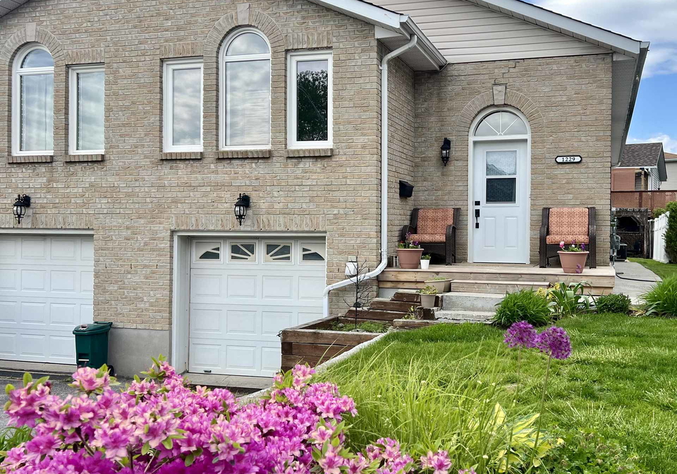 1229-brackenwood-crescent-kingston-ontario-x13214482