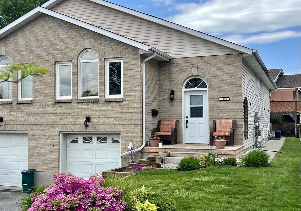 1229-brackenwood-crescent-kingston-ontario-x13214482