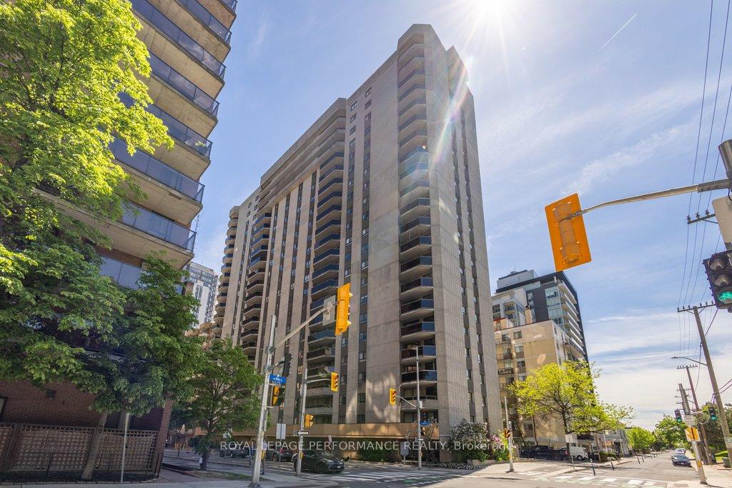 470-laurier-avenue-w-ottawa-ontario-x13214666