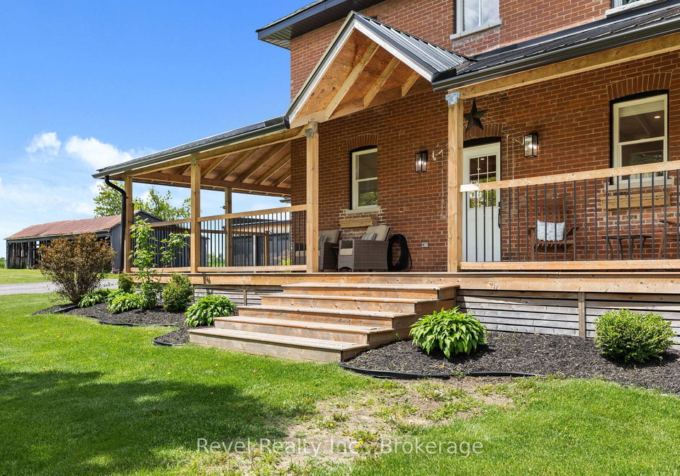 454-colborne-street-w-kawartha-lakes-ontario-x13214680