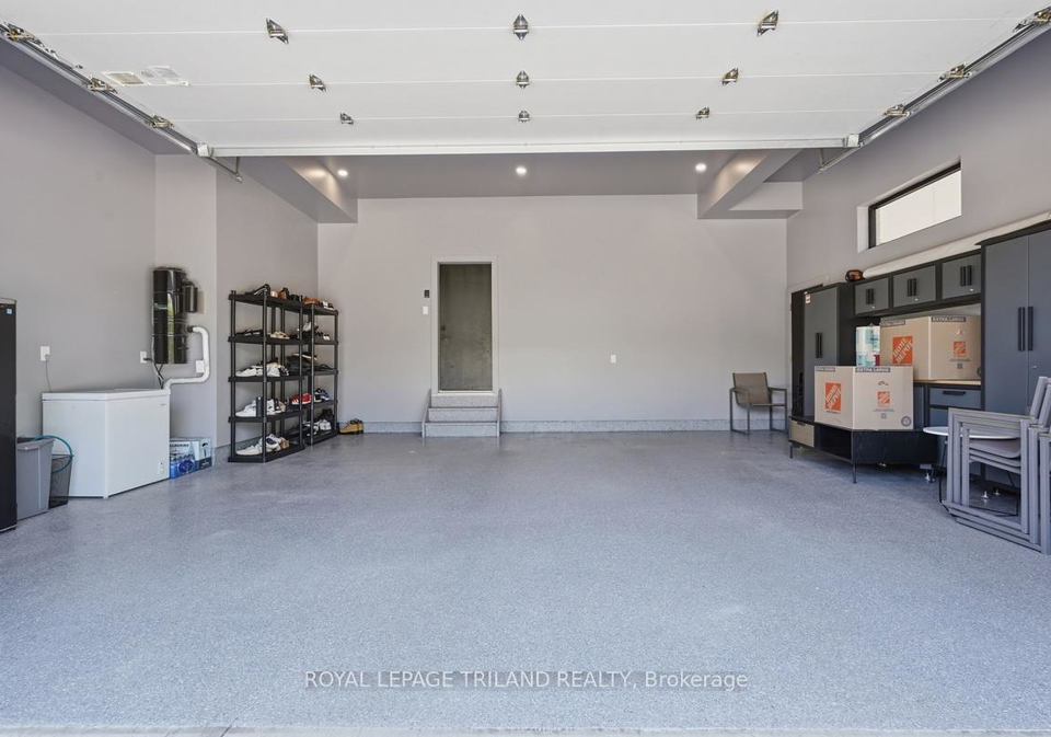 1452-byron-baseline-road-london-south-ontario-x13214714