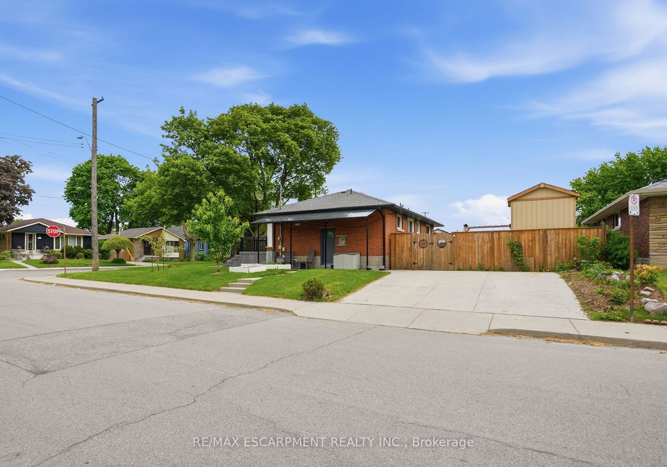 150-mountville-avenue-hamilton-ontario-x13214772