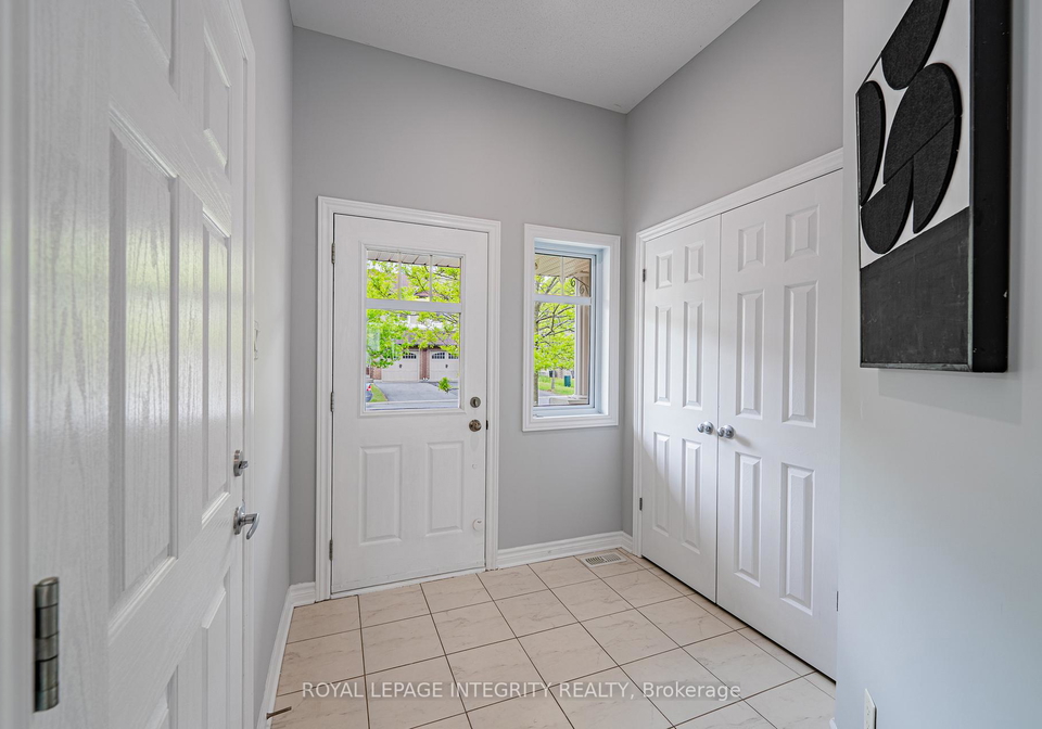 132-mancini-way-e-ottawa-ontario-x13214800