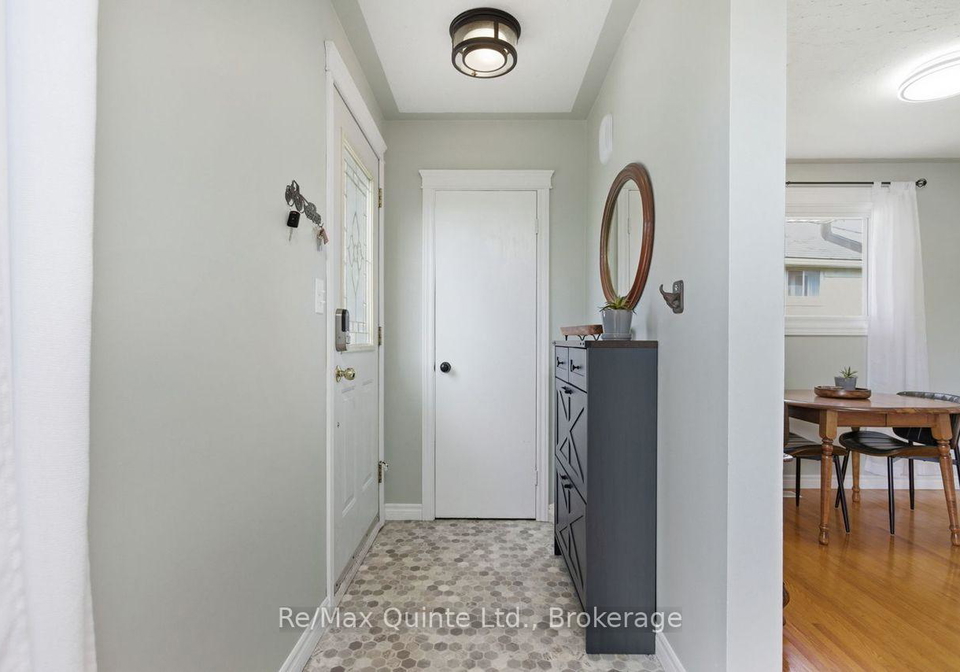 40-mccann-street-quinte-west-ontario-x13215010