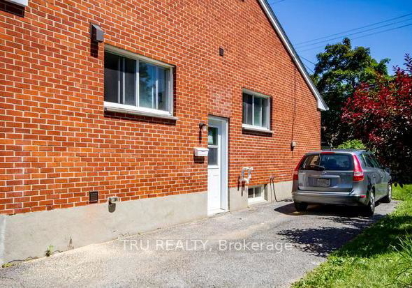 2430-iris-street-ottawa-ontario-x13215024