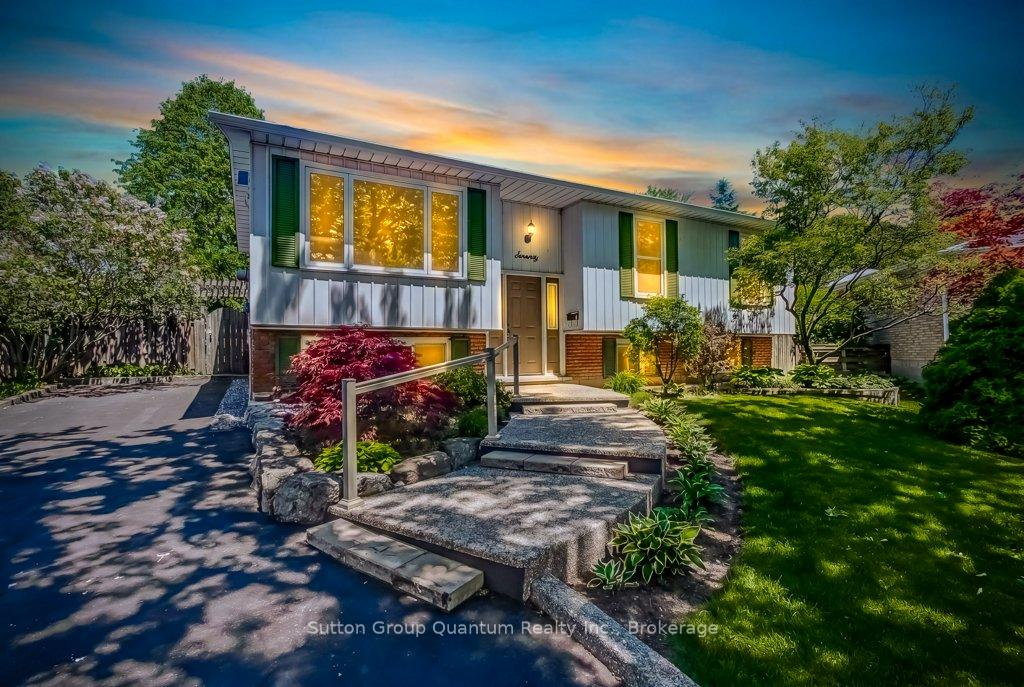 70-graystone-drive-hamilton-ontario-x13215120