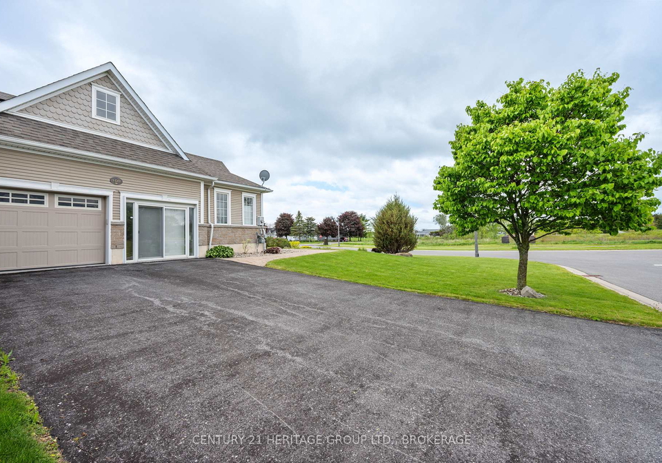 100-britannia-crescent-loyalist-ontario-x13215182